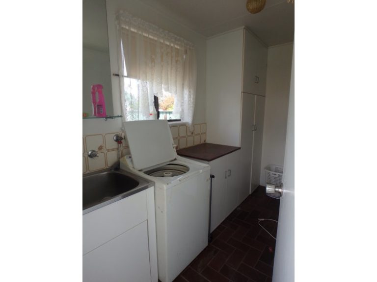241 Hoskins Street, Temora NSW 2666 - photo 13