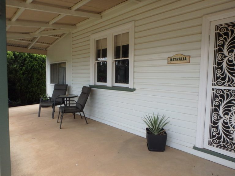241 Hoskins Street, Temora NSW 2666 - photo 14