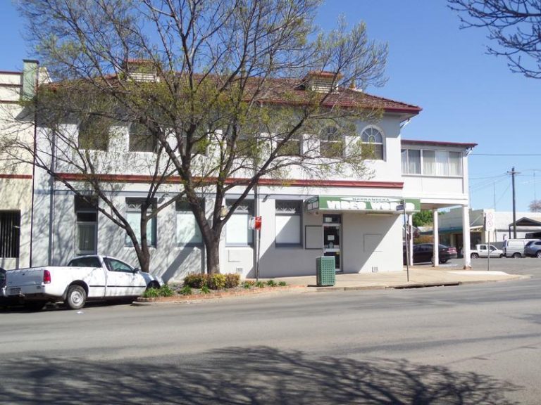 78-80 East Street, Narrandera NSW 2700 - photo 2