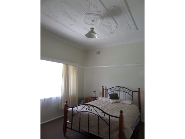 146 Larmer Street, Narrandera NSW 2700 - photo 9