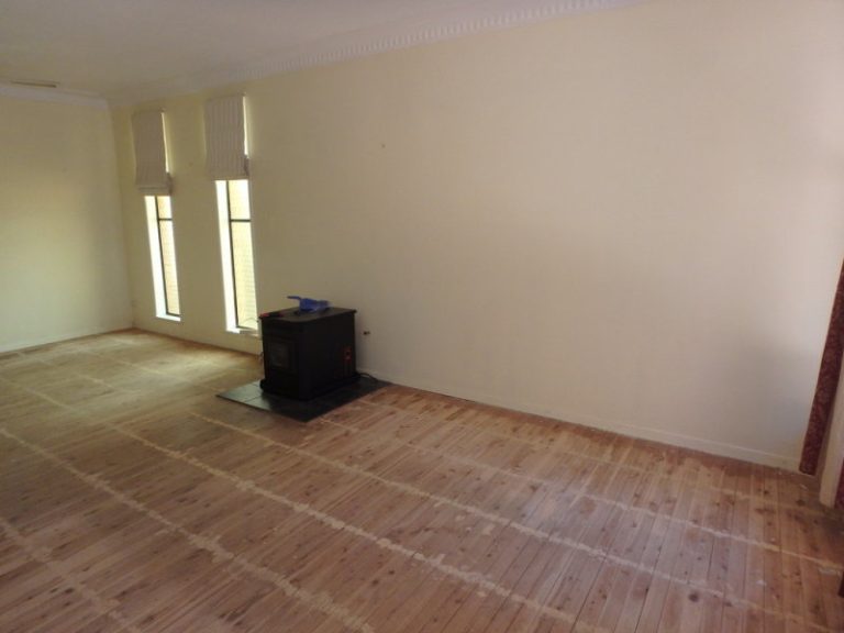 144 Kitchener Road, Temora NSW 2666 - photo 2