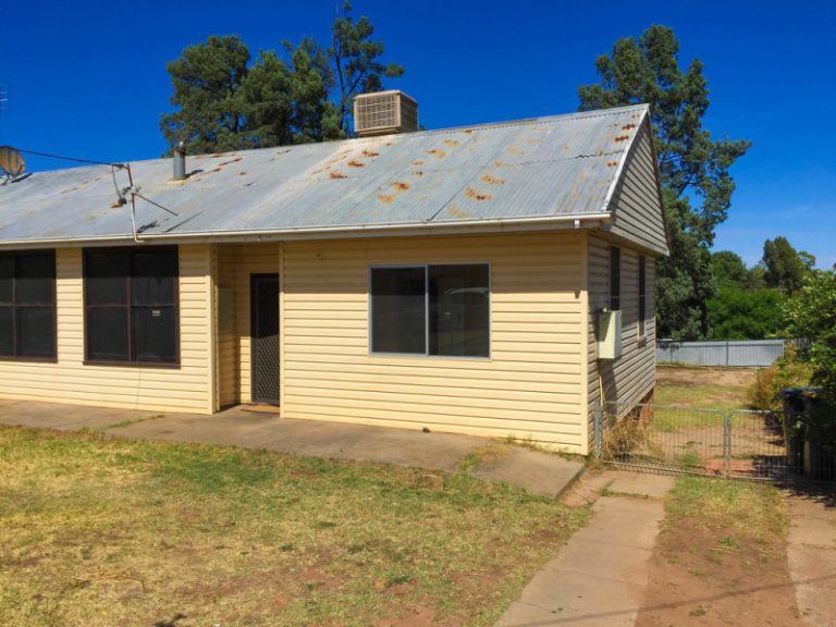 38 Frederica Street, Narrandera NSW 2700 - photo 2
