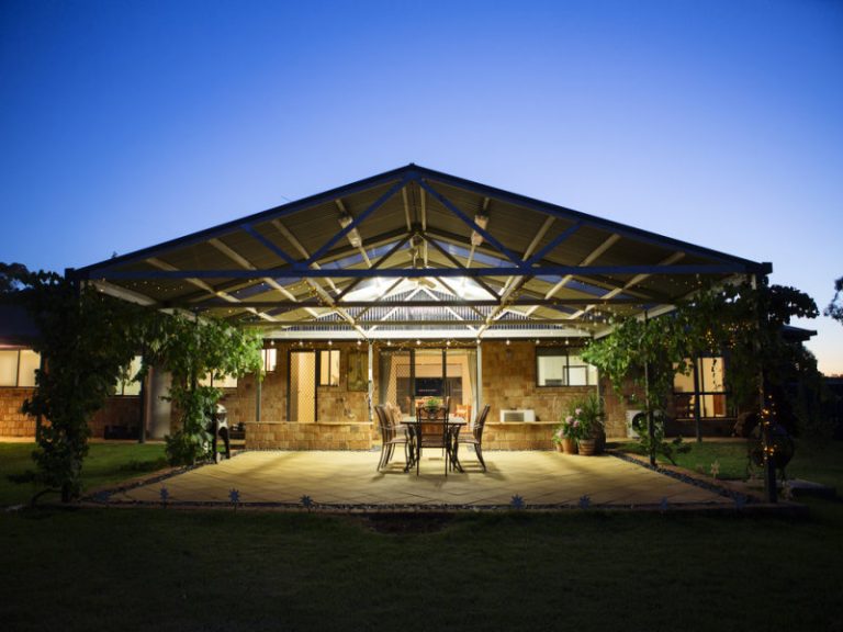 1 Evatt Street, Temora NSW 2666 - photo 15