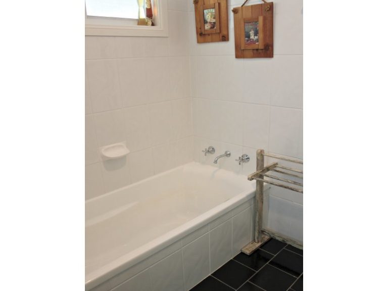 119* Gradys Lane, Wagga Wagga NSW 2650 - photo 7