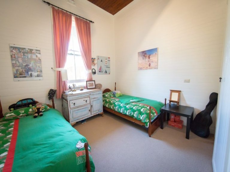 71 Parker Street, Cootamundra NSW 2590 - photo 7