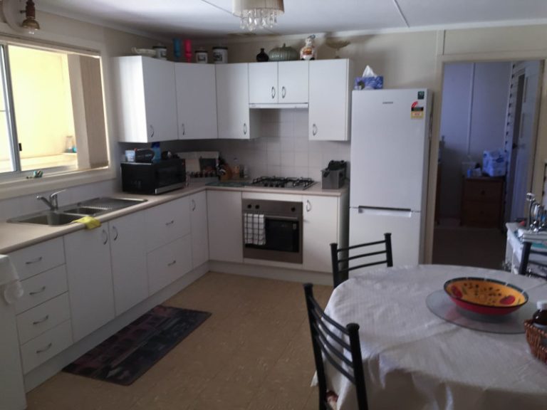 3-5 Crescent Street, Narrandera NSW 2700 - photo 12