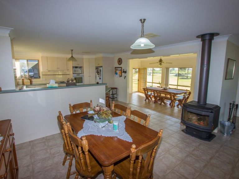 Farm 283B Toorak Road, Leeton NSW 2705 - photo 17