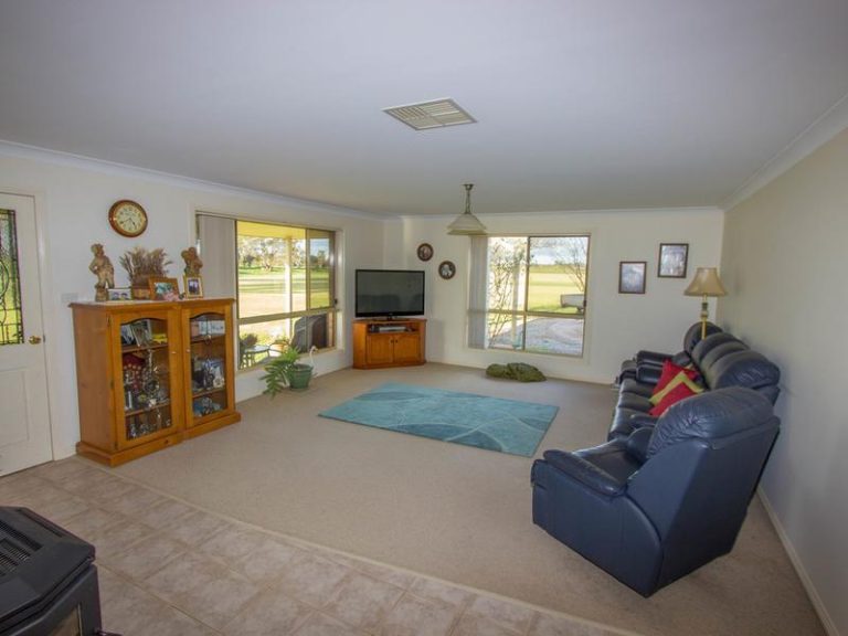Farm 283B Toorak Road, Leeton NSW 2705 - photo 20