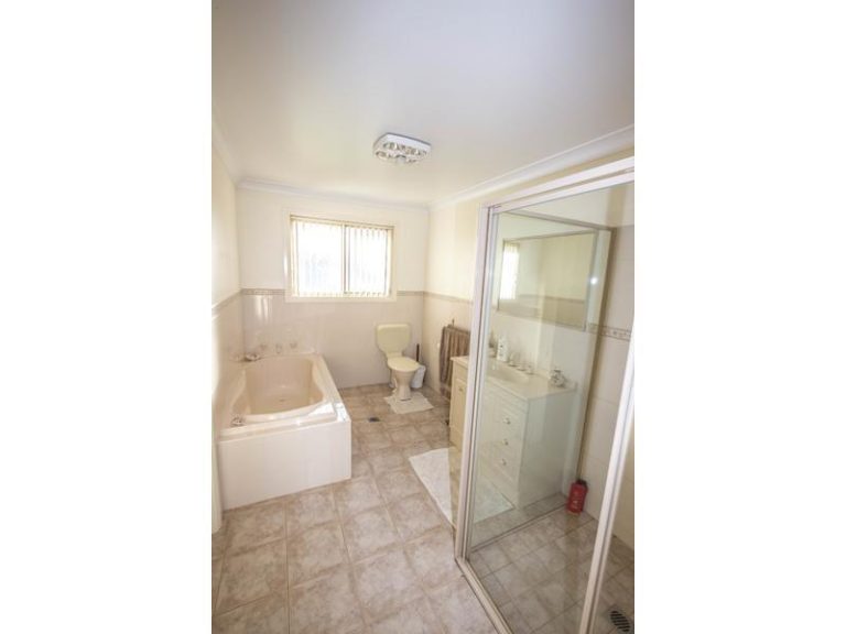 Farm 283B Toorak Road, Leeton NSW 2705 - photo 28