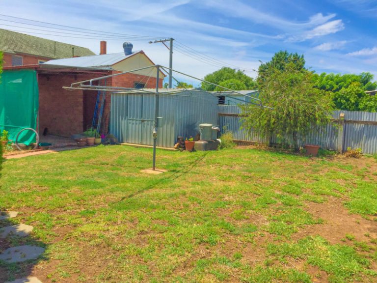 37 Cadell Street, Narrandera NSW 2700 - photo 16