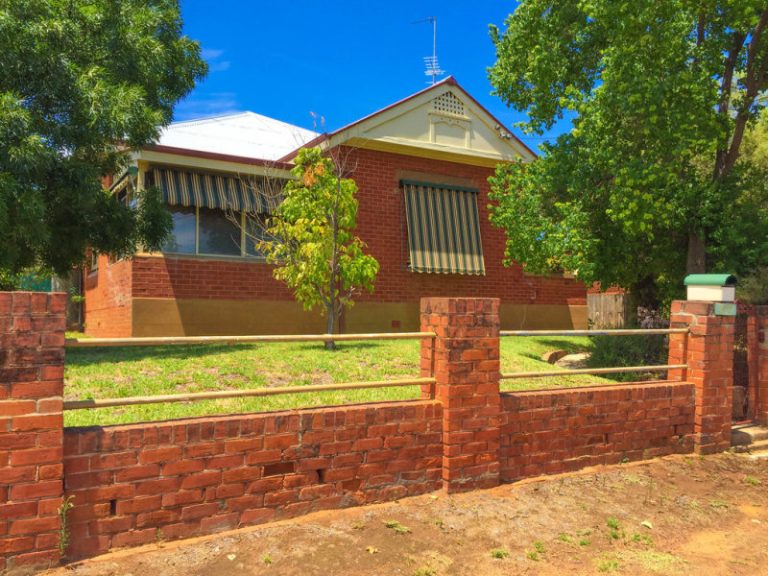37 Cadell Street, Narrandera NSW 2700 - McGrath Riverina