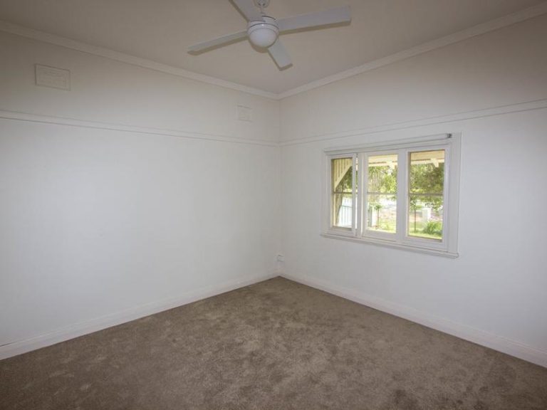 102 Audley Street, Narrandera NSW 2700 - photo 11