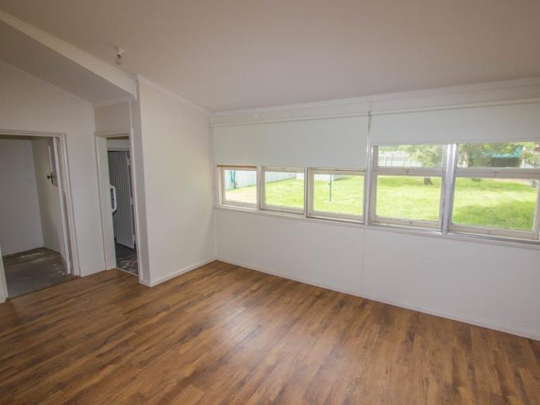102 Audley Street, Narrandera NSW 2700 - photo 9