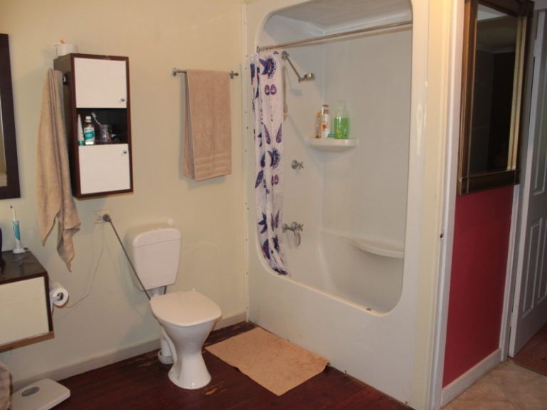 20 Queen Street, Barmedman NSW 2668 - photo 9