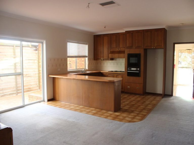 10 Skidmore Street, Temora NSW 2666 - photo 5