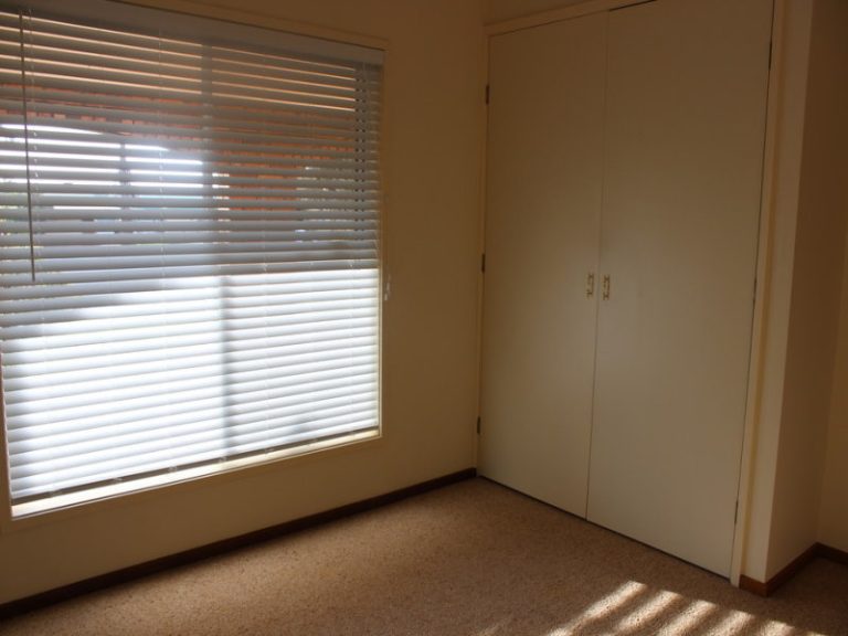 10 Skidmore Street, Temora NSW 2666 - photo 7