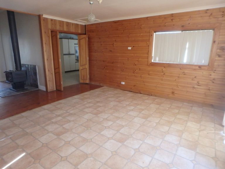 19 Second Street, Quandialla NSW 2721 - photo 11