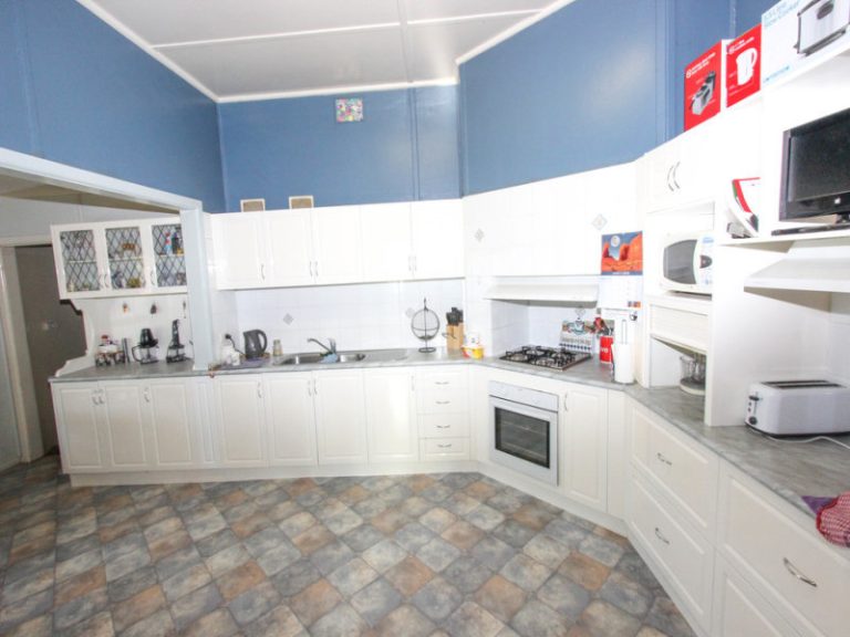 63 Dalgetty Street, Narrandera NSW 2700 - photo 13