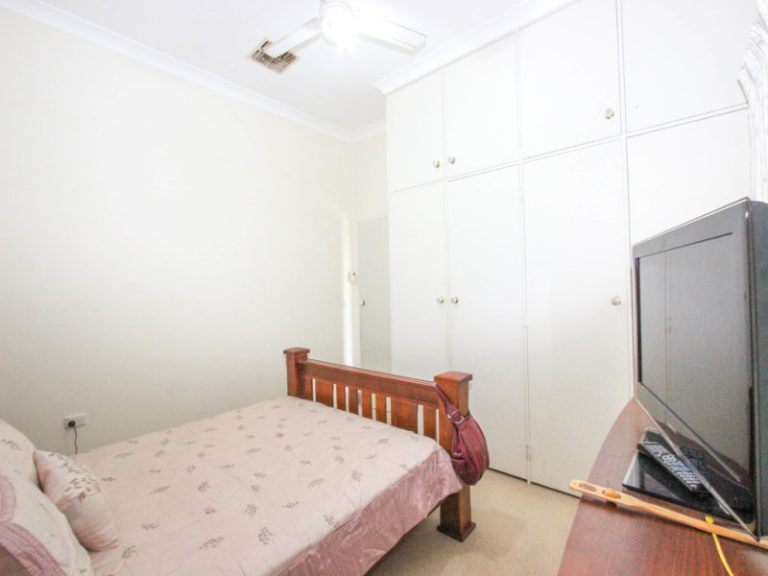 63 Dalgetty Street, Narrandera NSW 2700 - photo 7