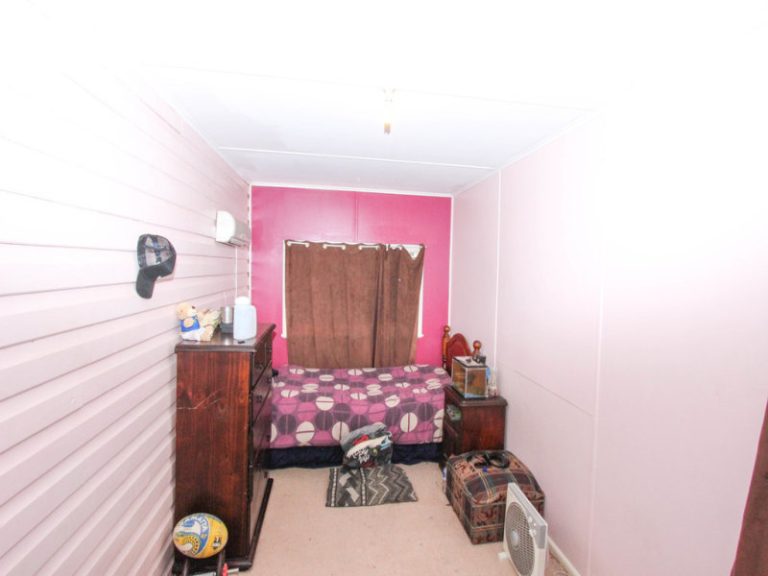 63 Dalgetty Street, Narrandera NSW 2700 - photo 9