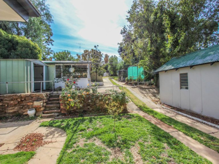 71 Melbourne Street, Narrandera NSW 2700 - photo 14