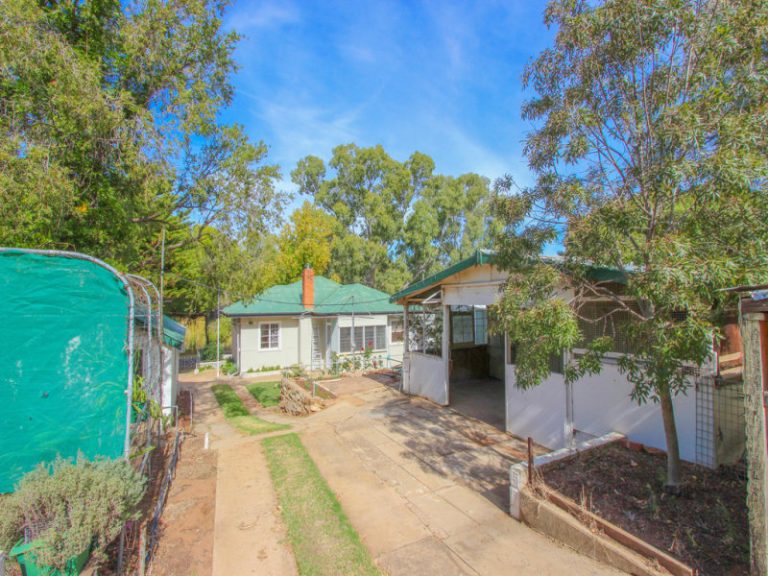 71 Melbourne Street, Narrandera NSW 2700 - photo 15