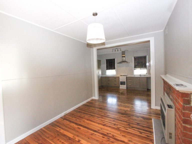 71 Melbourne Street, Narrandera NSW 2700 - photo 6