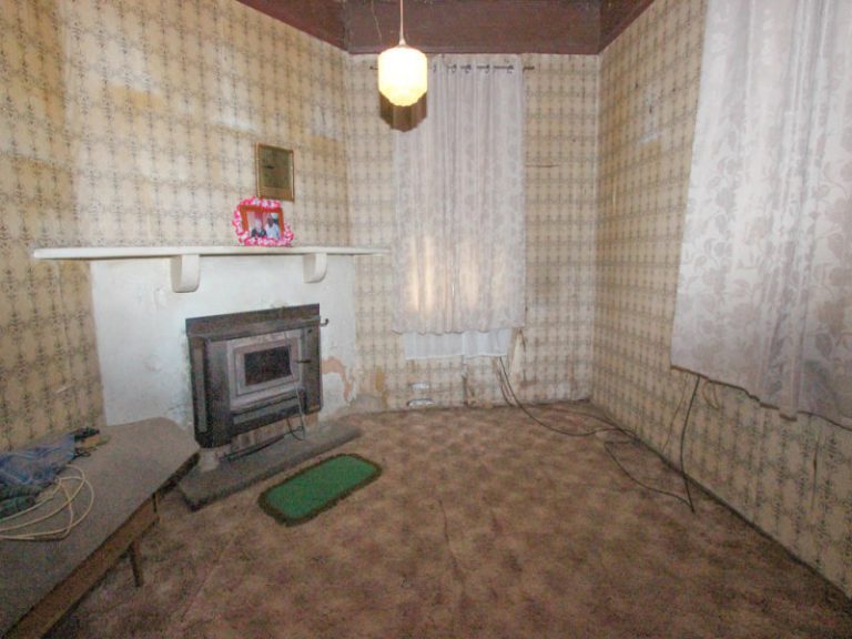 174 Larmer Street, Narrandera NSW 2700 - photo 14