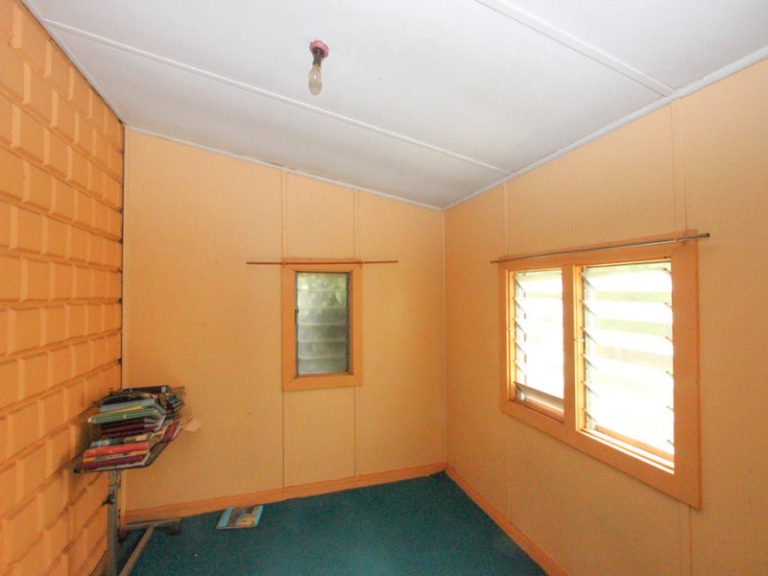 174 Larmer Street, Narrandera NSW 2700 - photo 10