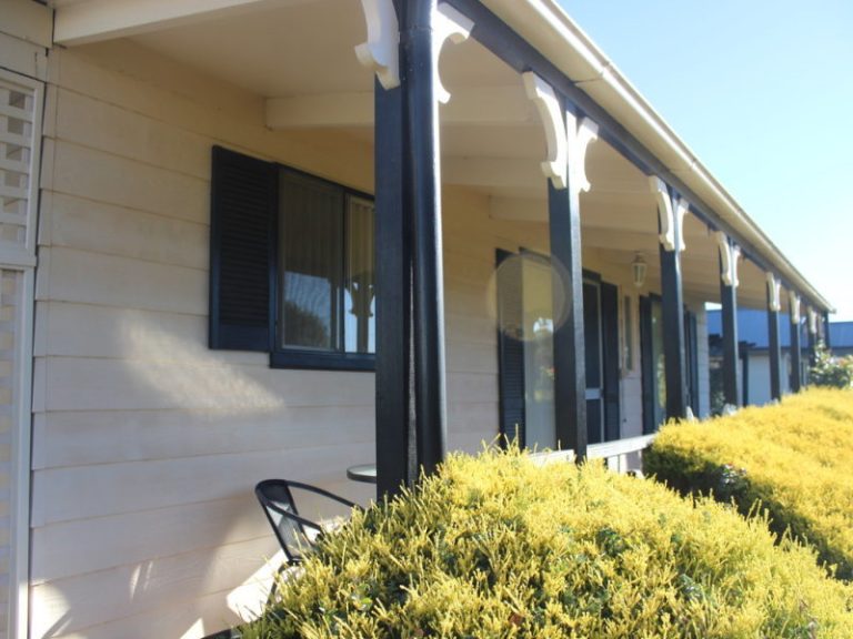 4 Parnell Street, Boorowa NSW 2586 - photo 18