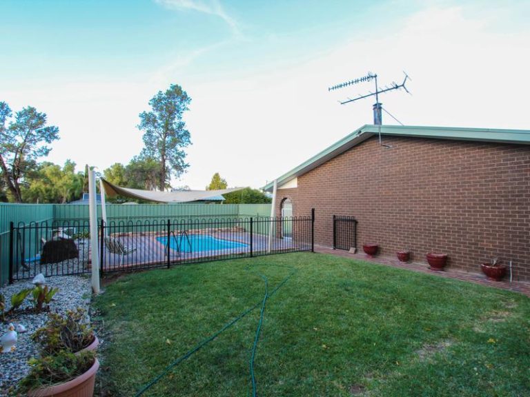 39 Sandpiper Street, Coleambally NSW 2707 - photo 4