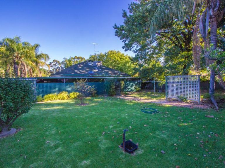 29 Peters Street, Narrandera NSW 2700 - photo 19