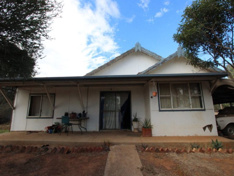 1179 Old Cootamundra Road*, Temora NSW 2666 - photo 2