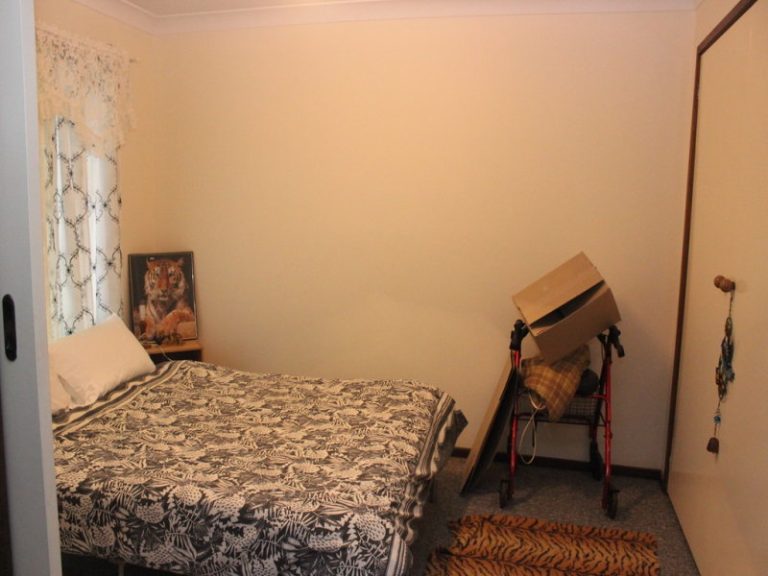 3/101 Crowley Street, Temora NSW 2666 - photo 2