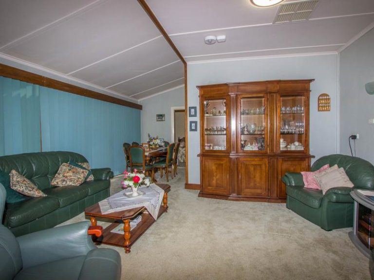95 Pine Hill Road, Narrandera NSW 2700 - photo 10