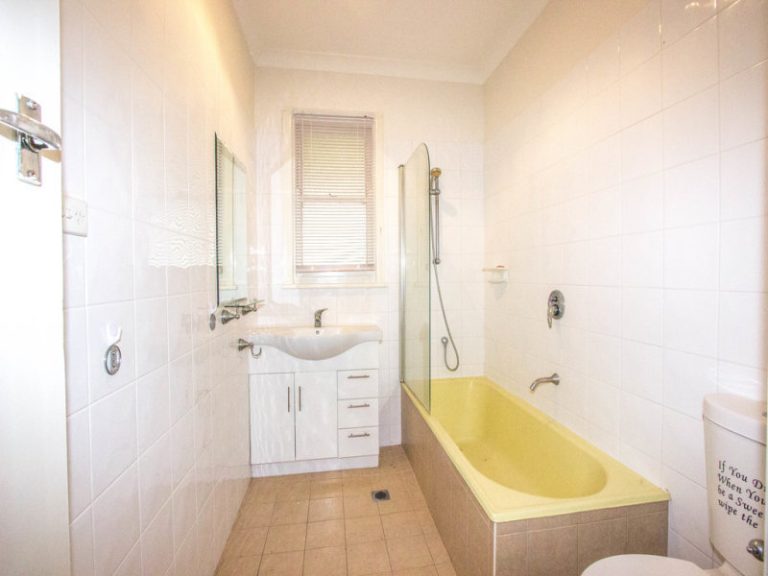 55 Ferrier Street, Narrandera NSW 2700 - photo 12