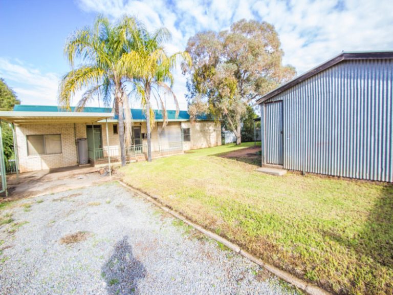 55 Ferrier Street, Narrandera NSW 2700 - photo 15