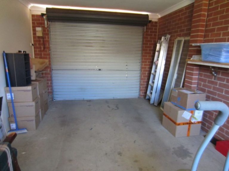 4/163 DeBoos Street, Temora NSW 2666 - photo 7