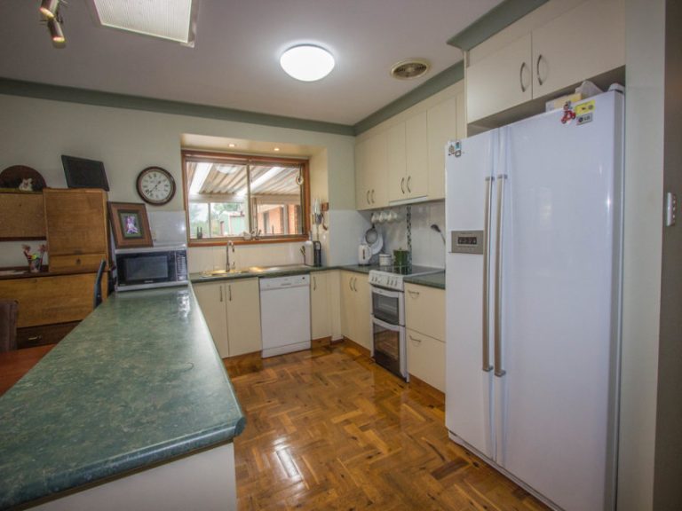 9 Dangar Drive, Narrandera NSW 2700 - photo 22