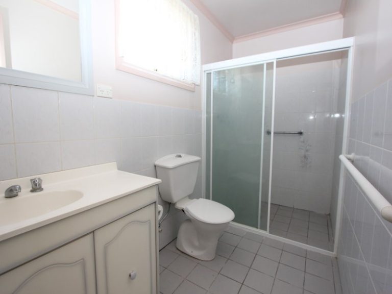 30 Court Street, Boorowa NSW 2586 - photo 11