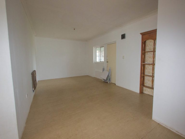 25 Watermain Street, Narrandera NSW 2700 - photo 5