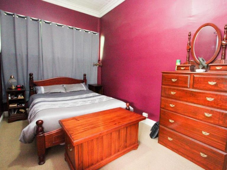 183 Deboos Street, Temora NSW 2666 - photo 16