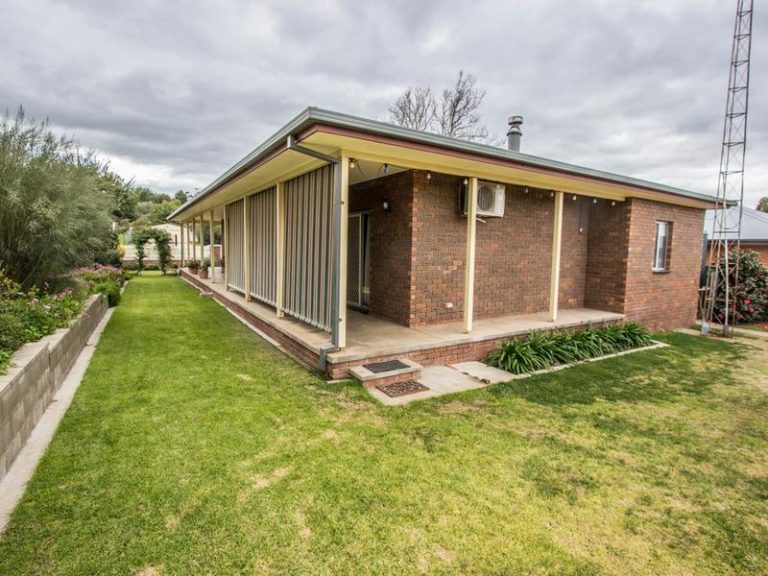 86 Bolton Street, Narrandera NSW 2700 - photo 19