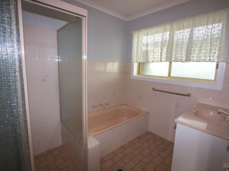 37 Sandpiper Street, Coleambally NSW 2707 - photo 10