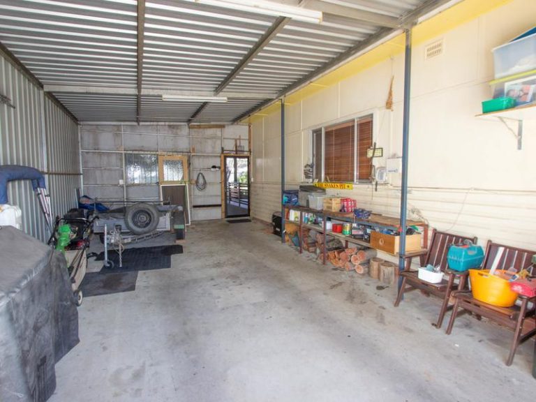 14 May Street, Narrandera NSW 2700 - photo 23