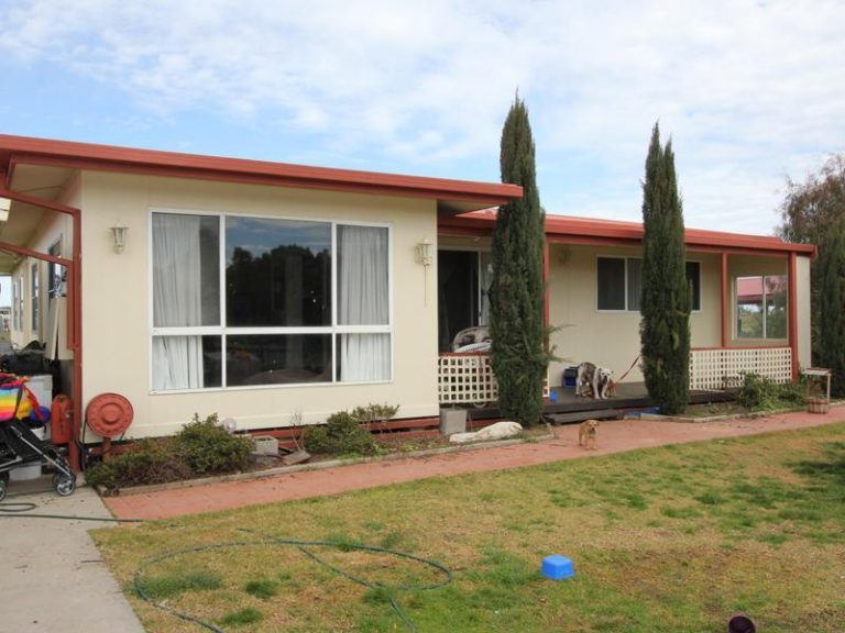 38-46 Trucking Yard Road, Boorowa NSW 2586 - photo 14
