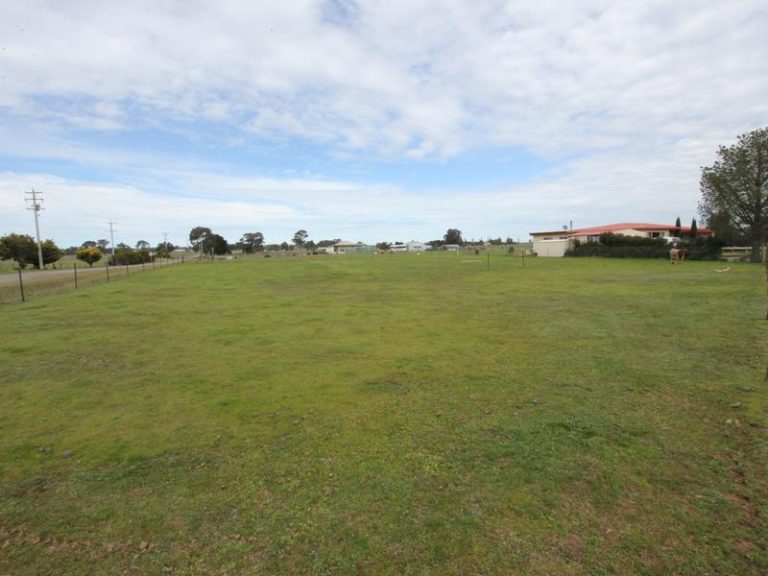 38-46 Trucking Yard Road, Boorowa NSW 2586 - photo 15