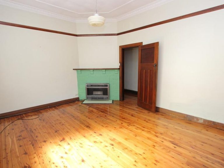 5 Marsden Street, Boorowa NSW 2586 - photo 6