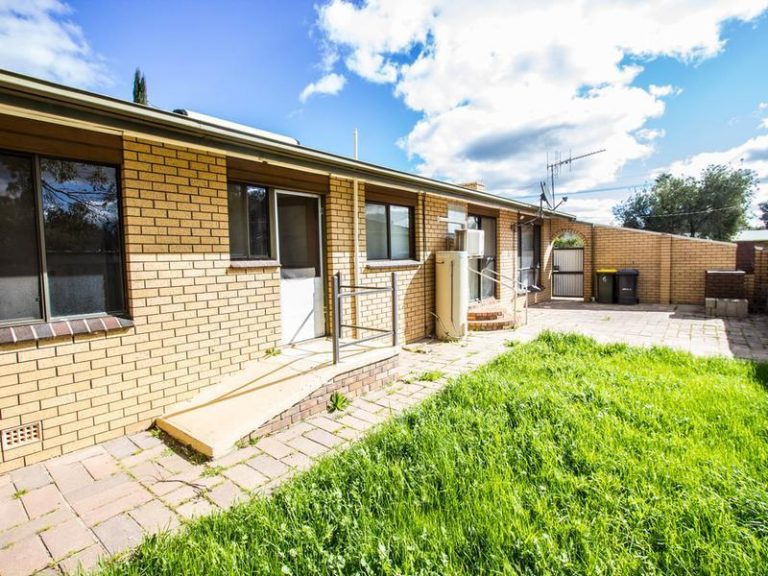 41 Bellbird Street, Coleambally NSW 2707 - photo 16
