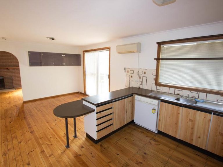 41 Bellbird Street, Coleambally NSW 2707 - photo 5